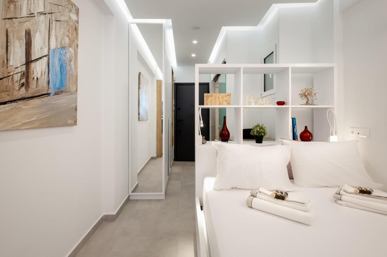 New Luxury Studio In The Heart Of Thiseio. Atenas Exterior foto